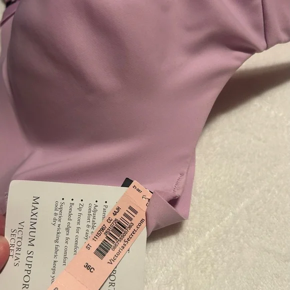 Victoria's Secret Lavender Sports Bra - Picture 4 of 6